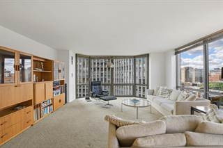 2650 N LAKEVIEW Avenue 1002, Chicago, IL, 60614