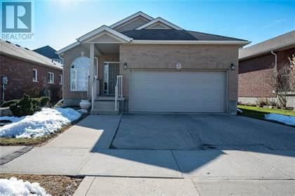381 ZELLER Drive, Kitchener, Ontario, N2A0A3