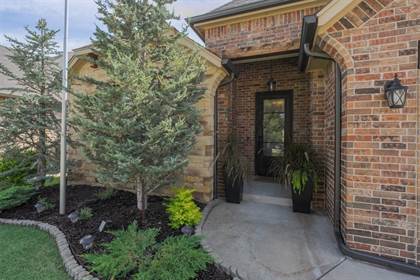 Picture of 2566 Forest Crossing Drive, Oklahoma City, OK, 73020