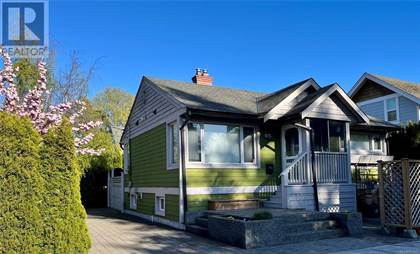 Picture of 875 Phoenix St, Esquimalt, British Columbia, V9A5T8