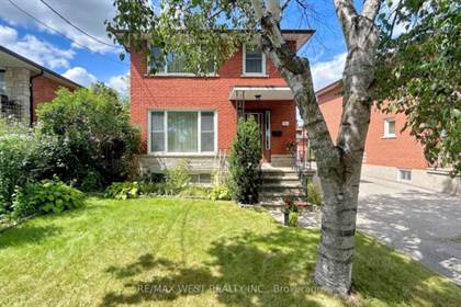 Picture of 14 Omagh Ave, Toronto, Ontario, M9M 1E7