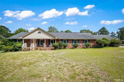 Picture of 102 Woodland Drive, Elizabethtown, NC, 28337