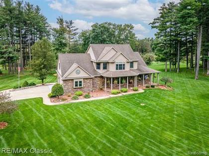 Picture of 3366 PEREGRINE Way, Howell, MI, 48843