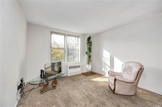 67-50 Thornton Place 2B, Queens, NY, 11375