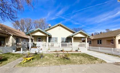 Residential Property for sale in 302 E 10th Ave, Hutchinson, KS, 67501
