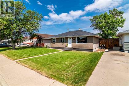 Picture of 36 14 Street NW, Medicine Hat, Alberta, T1A6R4