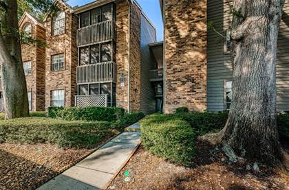 Picture of 2500 WINDING CREEK BOULEVARD G106, Clearwater, FL, 33761