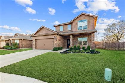 Picture of 8204 Windsor Forest Drive, Fort Worth, TX, 76120