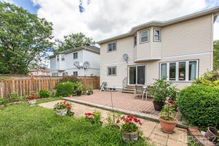 Residential Property for sale in 32 CELLINI COURT, Ottawa, Ontario, K1G 5K3