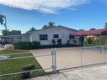 Multifamily for sale in 6872 SW 25th St, Miami, FL, 33155