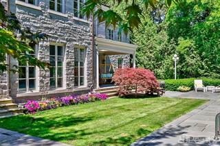 Private gated estate within the famed bridle path neighbourhood, Toronto, Ontario