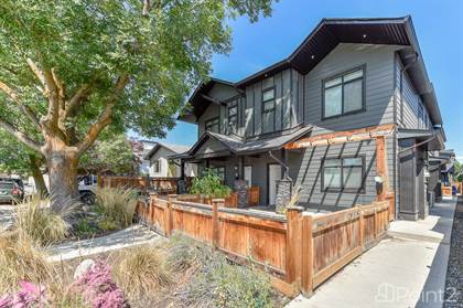 Picture of 2-722 Coopland Crescent, Kelowna, British Columbia, V1Y 2V1