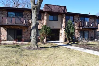 Residential Property for sale in 2618 N Windsor Drive 201, Arlington Heights, IL, 60004