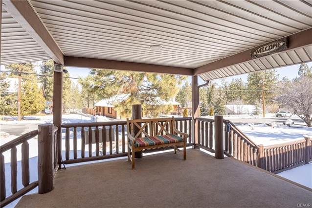 39991 Forest Road, Big Bear Lake, CA - photo 4 of 35