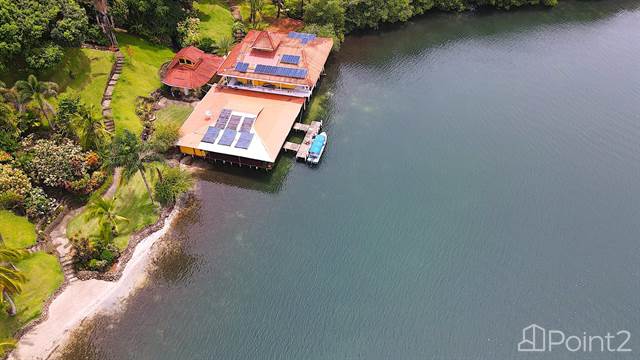 Loma Partida coastal land, Bocas del Toro