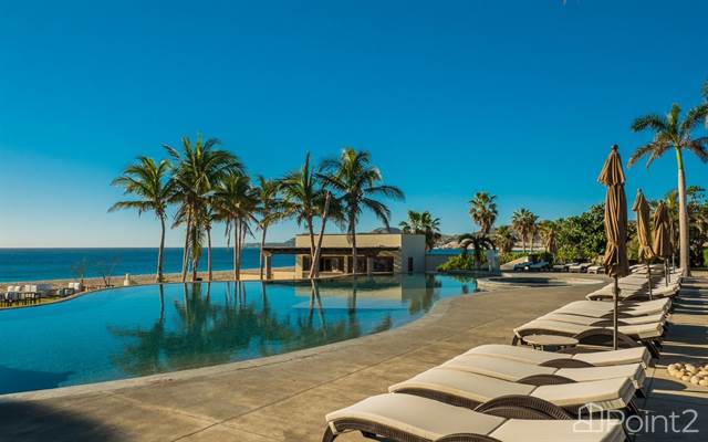 Condo For Sale at Zona Hotelera, San José del Cabo, Spacious ...