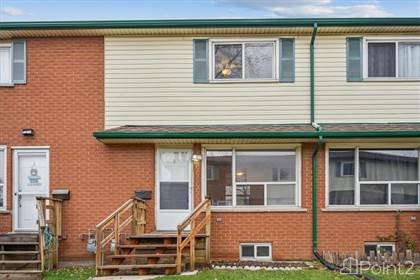 Picture of 164 Jansen Avenue 2, Kitchener, Ontario, N2A 2L7