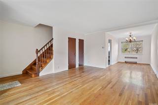 66-11 70th Street, Middle Village, NY, 11379