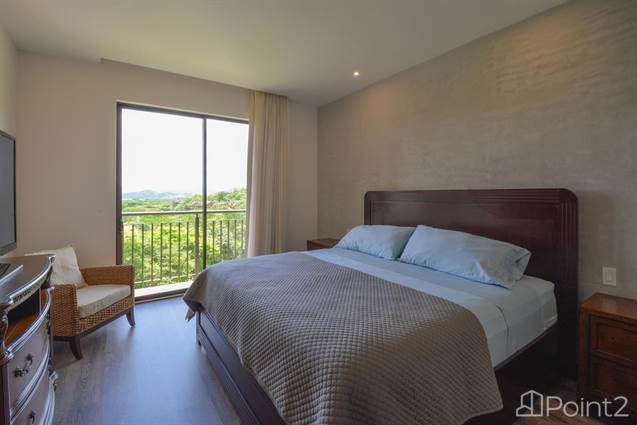 Roble Sabana 203, A Luxury Condo Situated In A Gated Community of Reserva Conchal