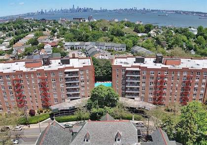 Residential Property for sale in 55 Austin Place 3-Y, Staten Island, NY, 10304
