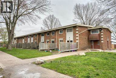 Picture of #97 -1730 COLUMBIA CRT 97, Windsor, Ontario, N9E1B1