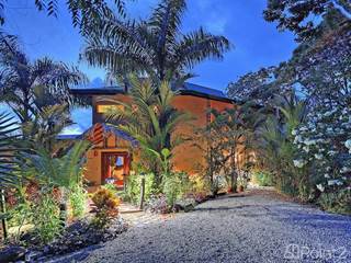 Villa Toucan Tango Tropical Luxury Home in Gated Community, Dominical, Puntarenas