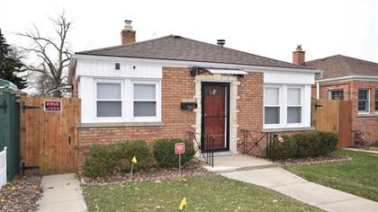 Residential Property for sale in 5562 N Leonard Avenue, Chicago, IL, 60630