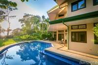CABALLITOS DEL MAR - 3 Bedroom Beach Front Villa With a Pool!!!, Dominical, Puntarenas