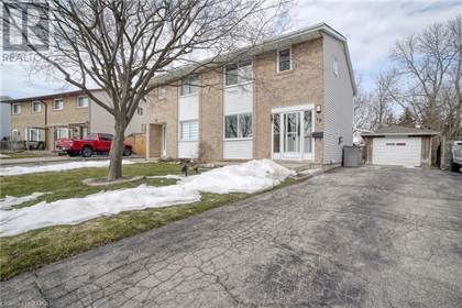 19 ROBERTS Crescent, Kitchener, Ontario, N2E1A6