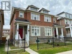 5462 TENTH LINE, Mississauga, Ontario, L5M0G5 — Point2 Canada