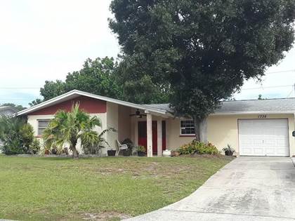 1736 THAMES STREET, Clearwater, FL - photo 3 of 56