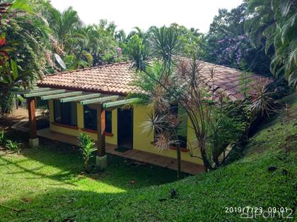 Charming and beautiful home  (furnished) in excelent neighborhood close to downtown., Atenas, Alajuela
