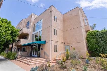 Picture of 5604 Rhodes Avenue 101, Los Angeles, CA, 91607