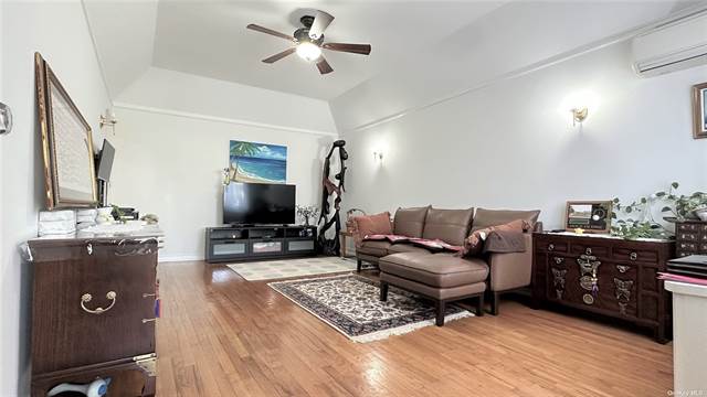 43-68 165th Street, Queens, NY - photo 4 of 16