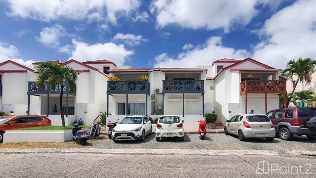 Ruby Drive, Sint Maarten