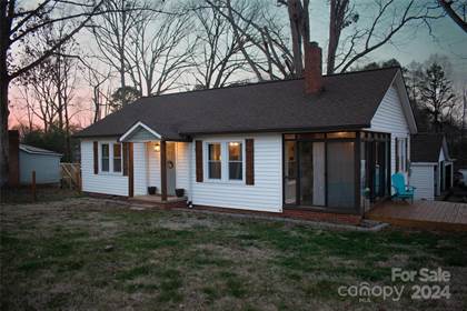 Picture of 302 W 24th Street, Newton, NC, 28658