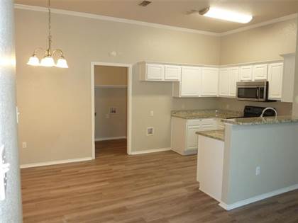 Picture of 242 Rentz Place Circle 242-244, Weatherford, TX, 76086