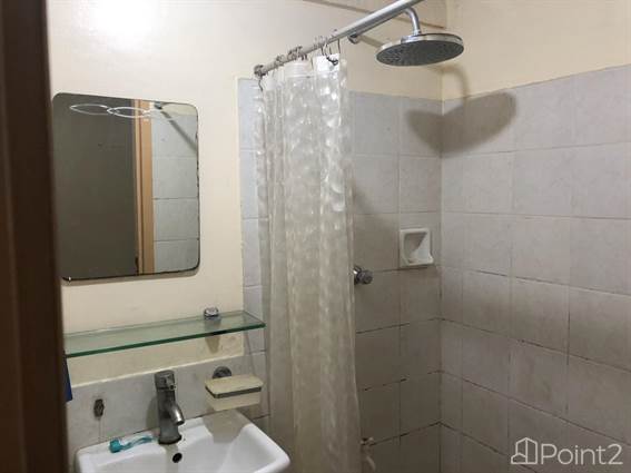 2 BR Unfurnished Condo in Lakeview Manor, Taguig