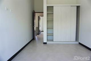 Gorgeous Modern Home in Gated Community, Jaco, Puntarenas