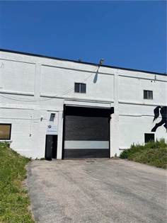 Picture of 55 OAKDALE Avenue, Unit #3, St. Catharines, Ontario, L2P2L3