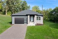 Photo of 7440 Glengarry Place