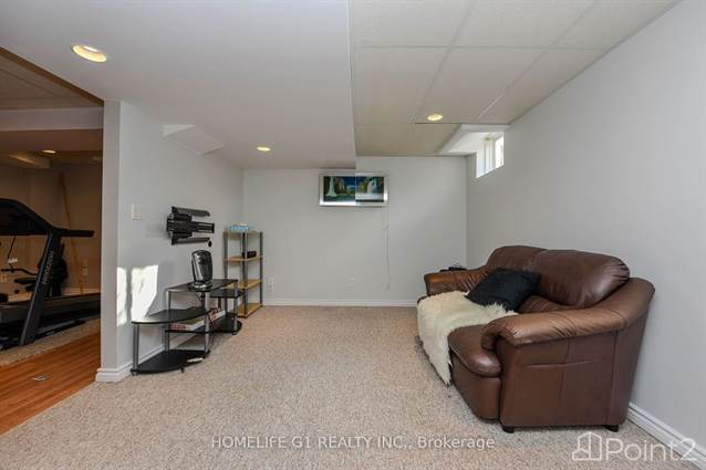 721 Dolby Cres, Milton, ON - photo 17 of 30