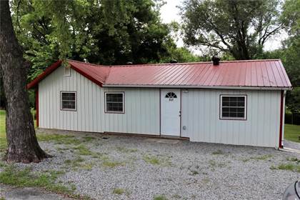 Residential Property for sale in 809 University  ST, Siloam Springs, AR, 72761