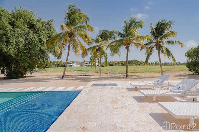 Luxury Villa 6BR with Guest House and Golf Course View, Puntacana Resort & Club