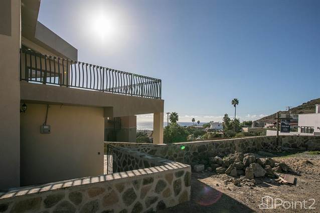 Home with Breathtaking Ocean View a short walk from the La Mision Sandy Beach, Baja California