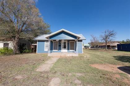 1104 Avenue D NW, Childress, TX, 79201