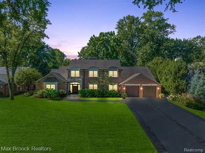 Picture of 187 COUNTRY CLUB Drive, Grosse Pointe Farms, MI, 48236