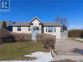 212 GOLFVIEW Street, Thedford, Ontario