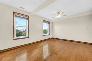 3404 W congress Parkway 3, Chicago, IL, 60624