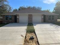 Photo of 351 Spring Branch Lane, Kennedale, TX